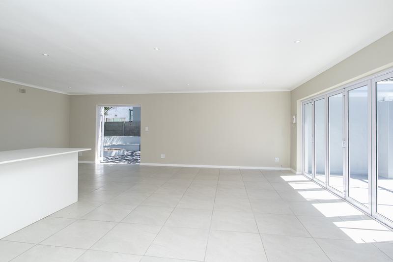 4 Bedroom Property for Sale in Tokai Western Cape